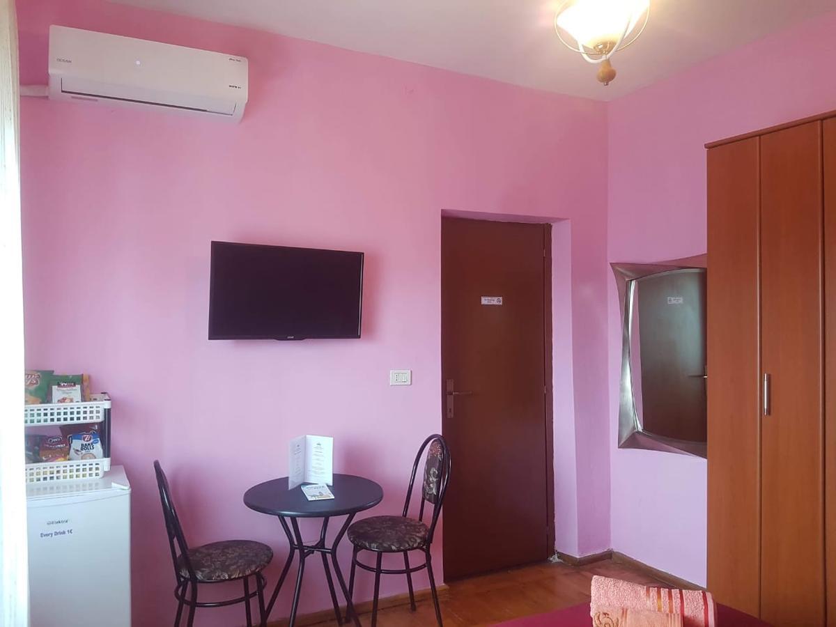 Elisabet Tirana Apartment Exterior photo